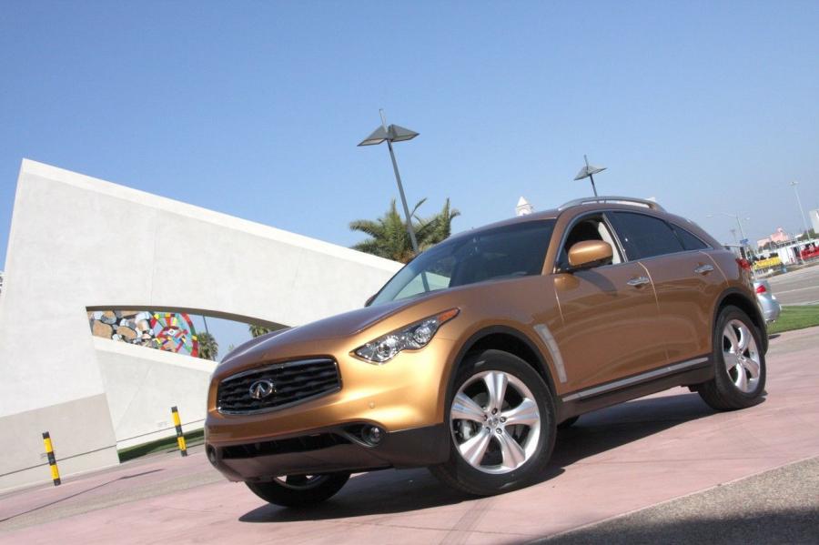  Infiniti FX35 2008 года  (фото 45 из 53)